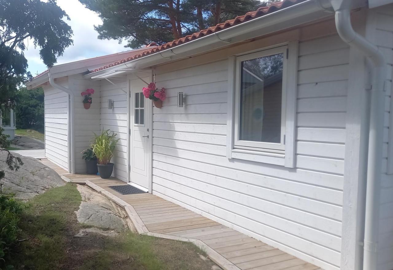 Tofte Guesthouse Naera Hav, Bad Och Marstrand Lycke Exterior foto